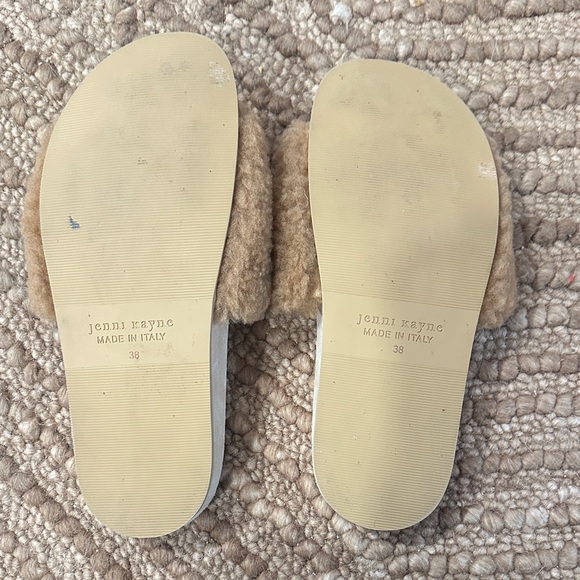 Jenni Kayne Tan Shearling Slides - Picture 2 of 2